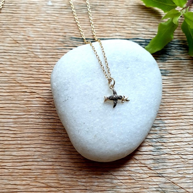 5 Octobre sidabro kaklo papuošalas su deimantais BIRD